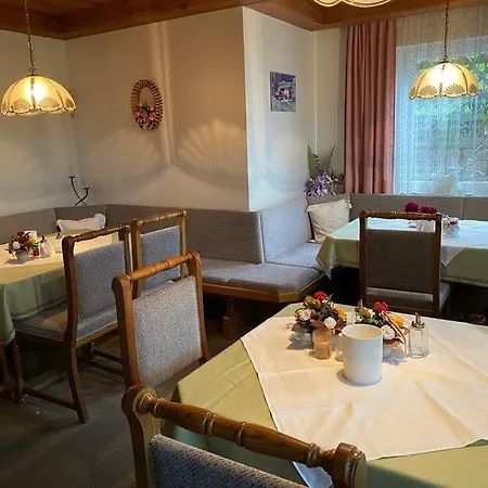 Gastehaus Lisbeth 2*